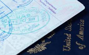 كيفية التحقق من صلاحية تأشيرة الإقامة في الإمارات أثناء السفر .. التفاصيل
